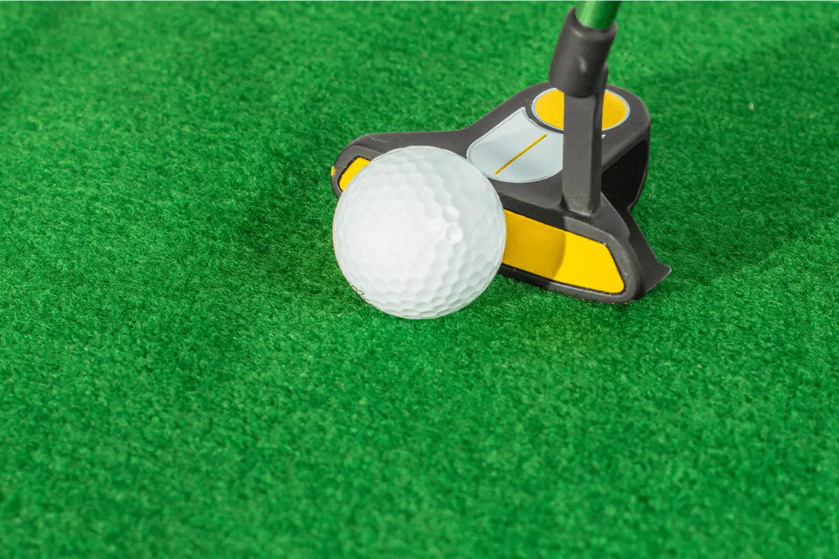 A Guide To All The Types Of Putters (And When To Use Them)